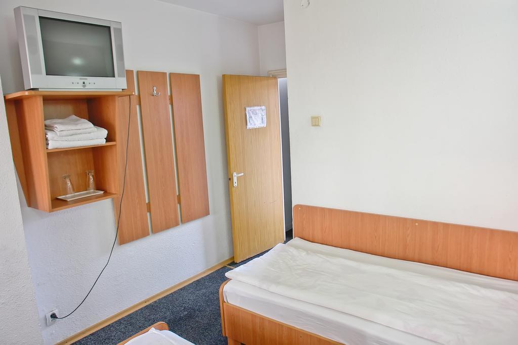 Motel Dacia Sebeş Δωμάτιο φωτογραφία